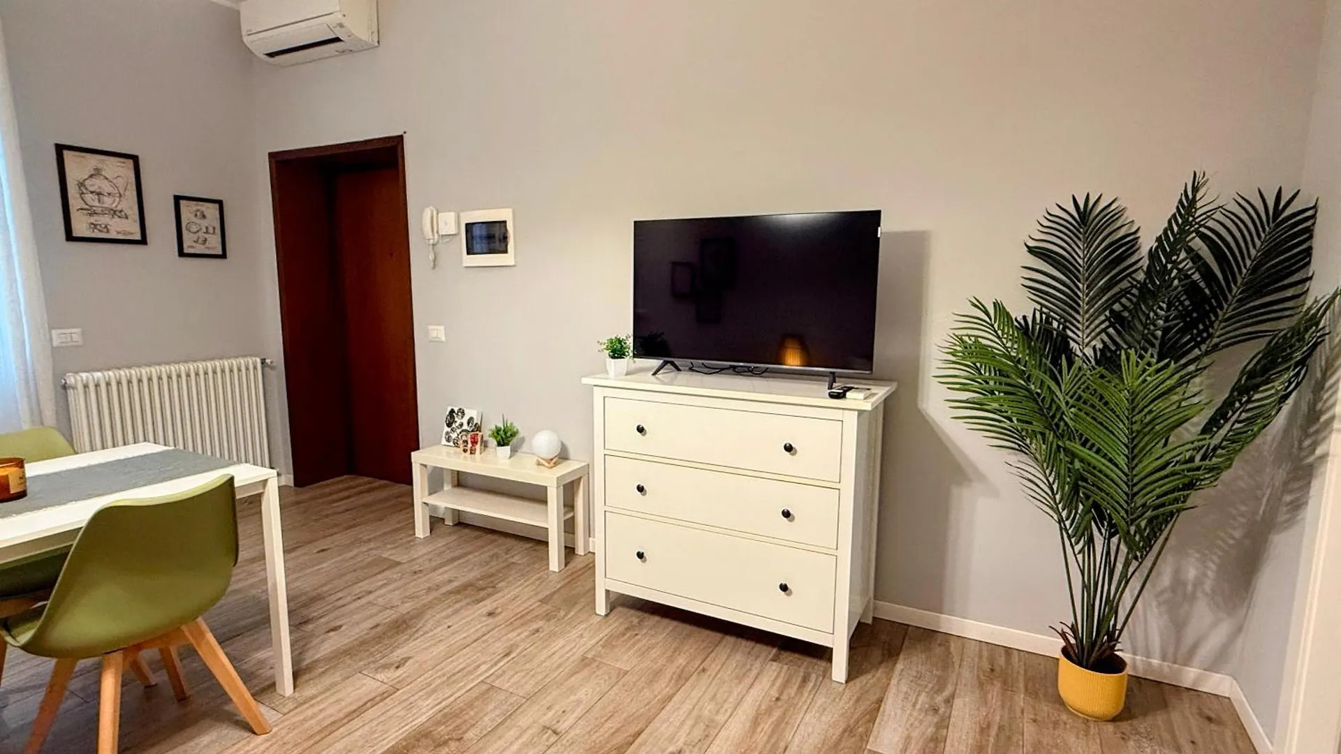 10 Minuti Duomo-Loreto Turro-Green Suite Milan 0*,  Italy